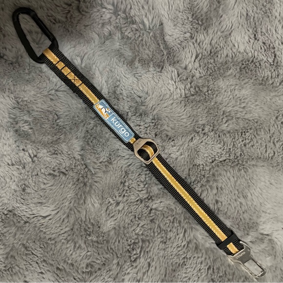 Kurgo Pet Seatbelt - Picture 1 of 1
